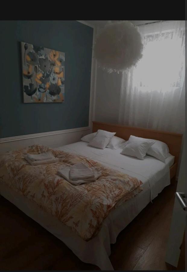 Old Salona Apartment Bagian luar foto
