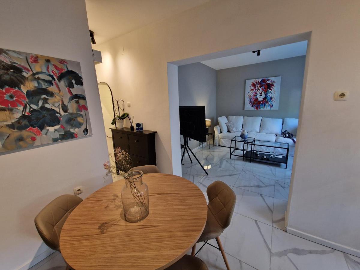 Old Salona Apartment Bagian luar foto